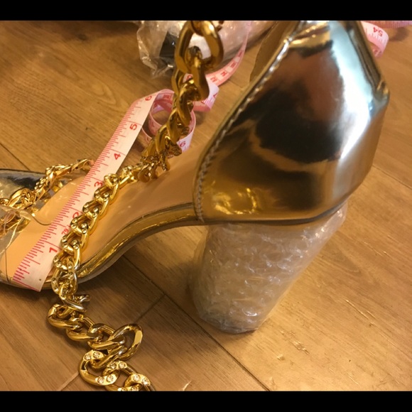 Gold Crystal Chain  High Heels - Size 5 - Never Worn - Picture 3 of 8